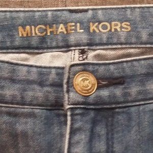 Michael Kors  Spring Classic Jeans Size 12P Stretch Super Famous  Comfort.
